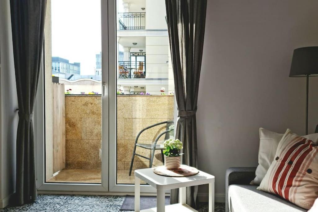 Apartament Zachodni Z Balkonem 4 Osoby Warschau Exterior foto